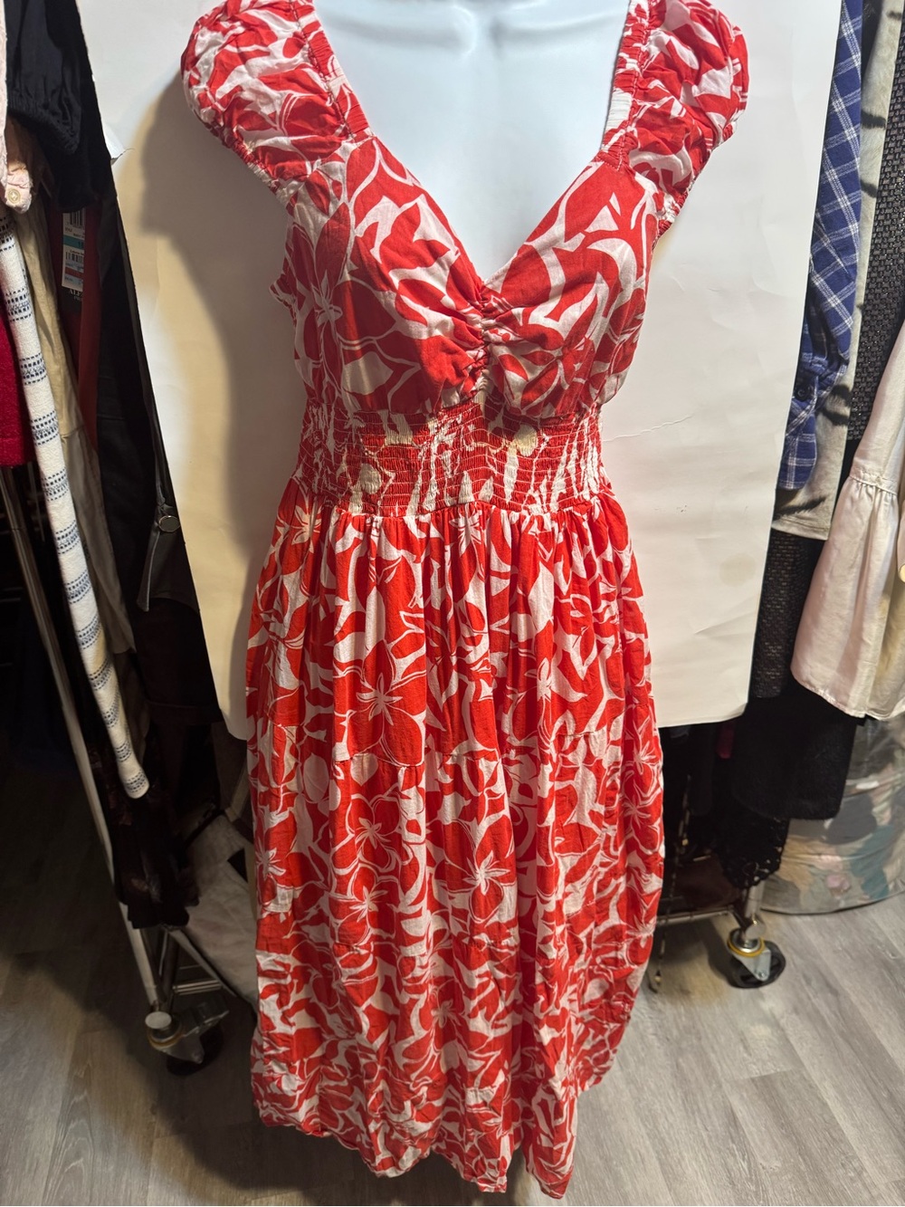 Meadow Rhodes M Red Floral Summer Midi Dress - Brand
